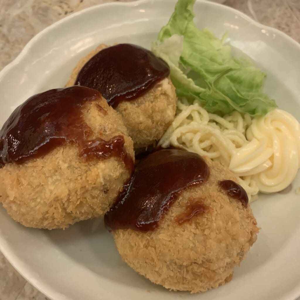 スタンドのコロッケ
